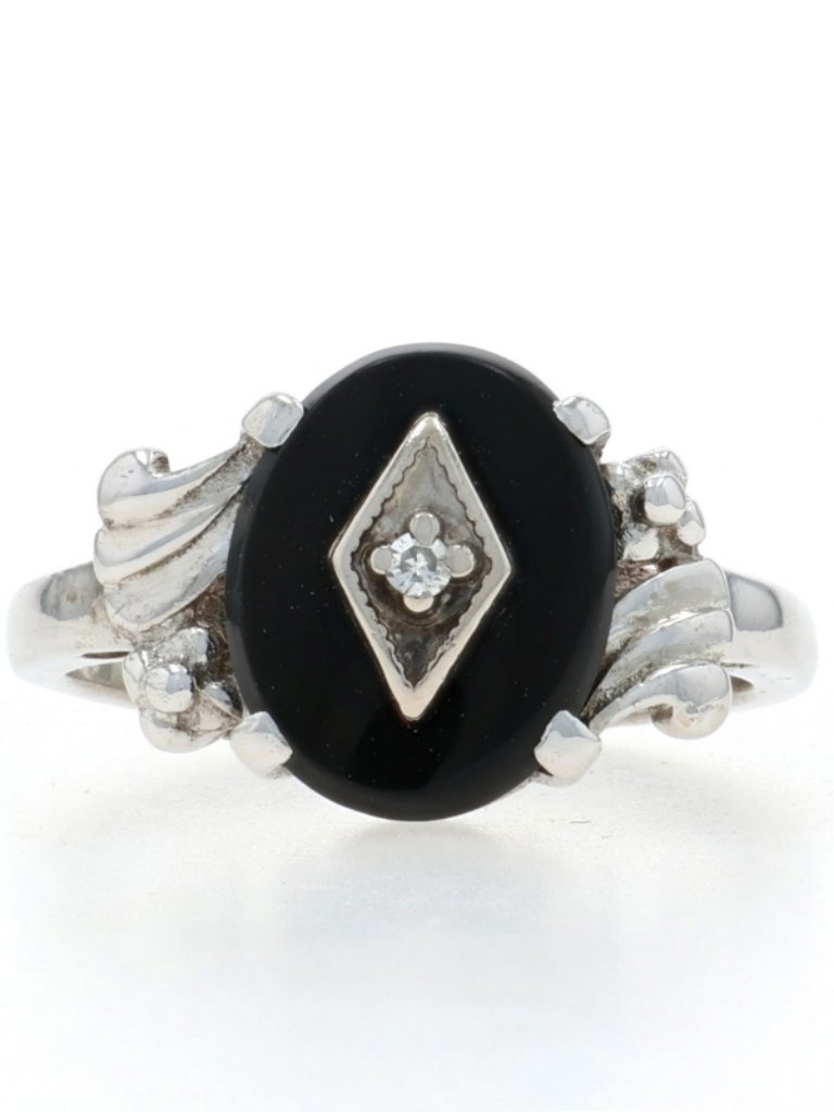 White Gold Onyx Diamond Ring  10k